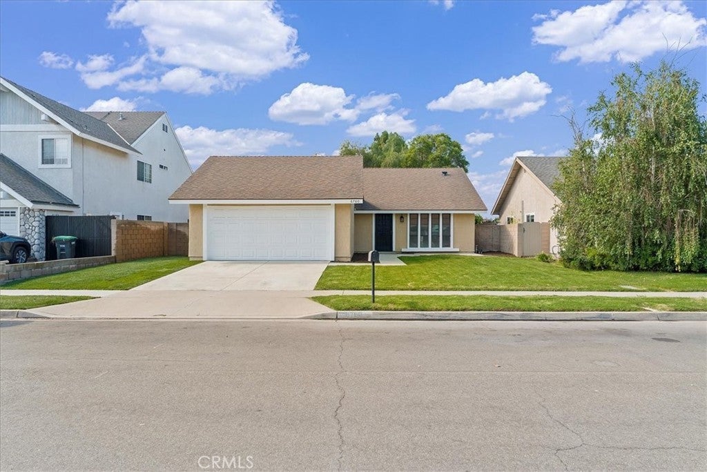 Photo of Listing #OC25193783