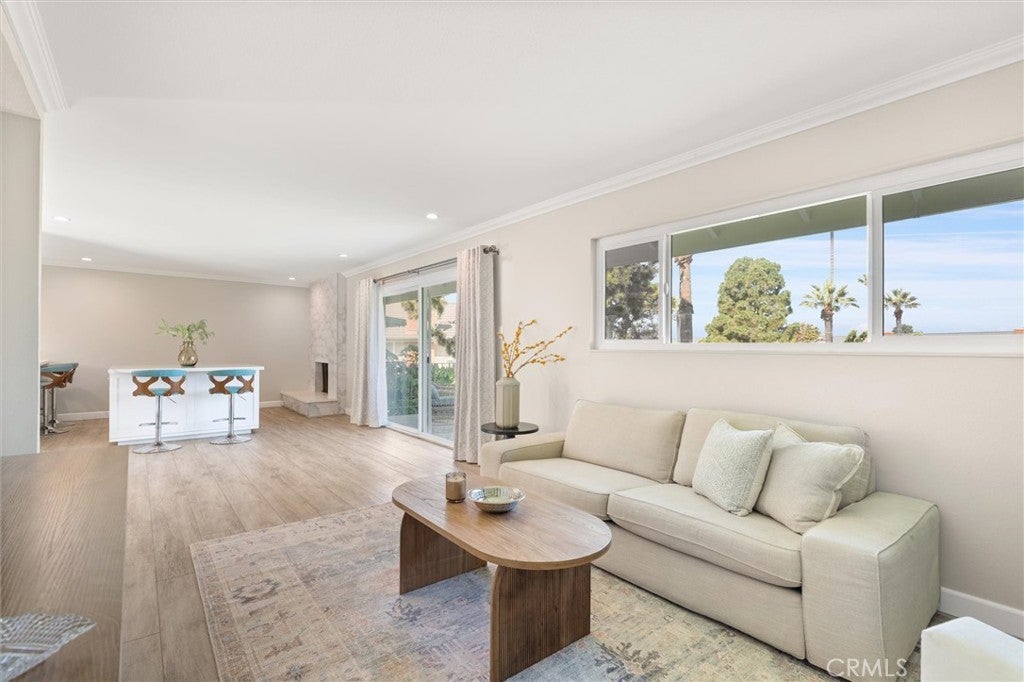 Photo of Listing #SB25193887