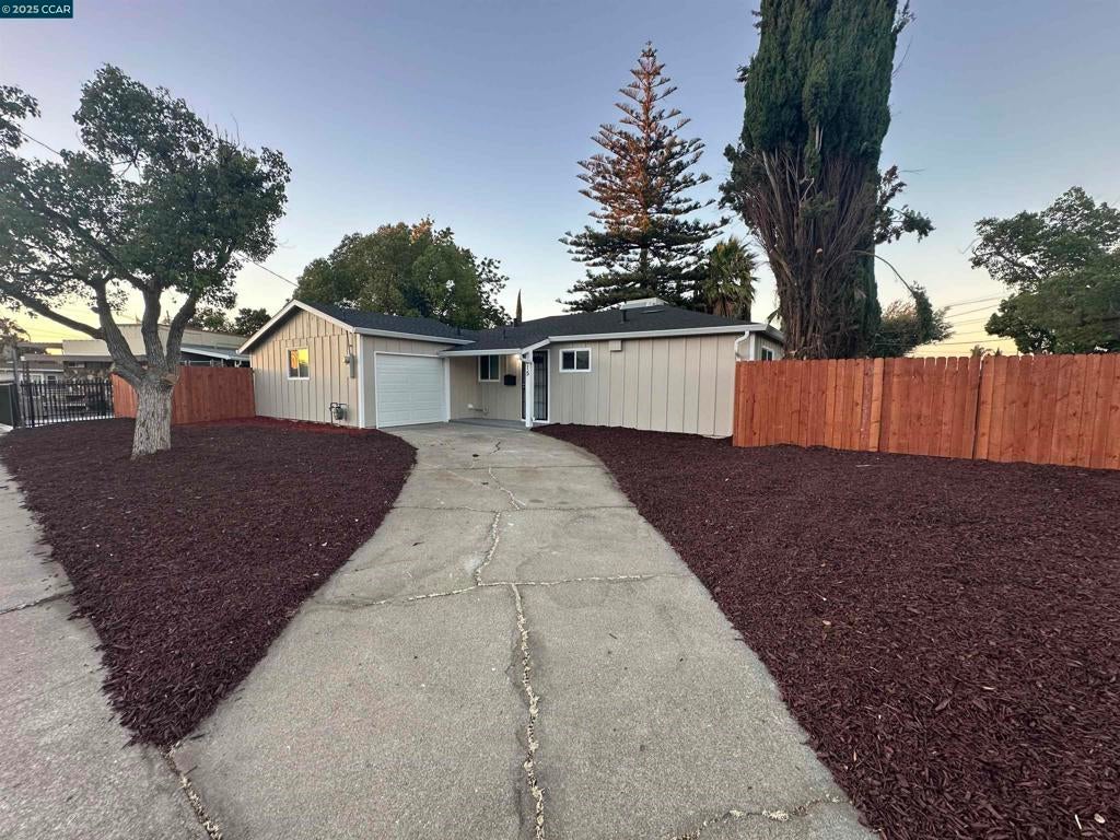 Photo of Listing #41109577