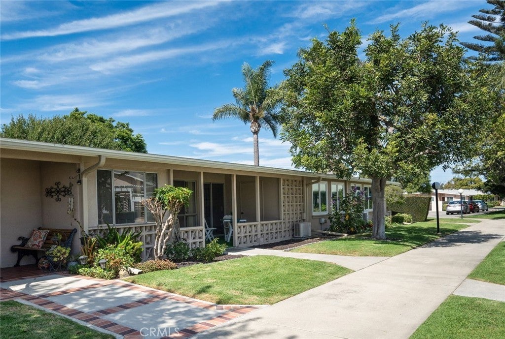 Photo of Listing #PW25193905