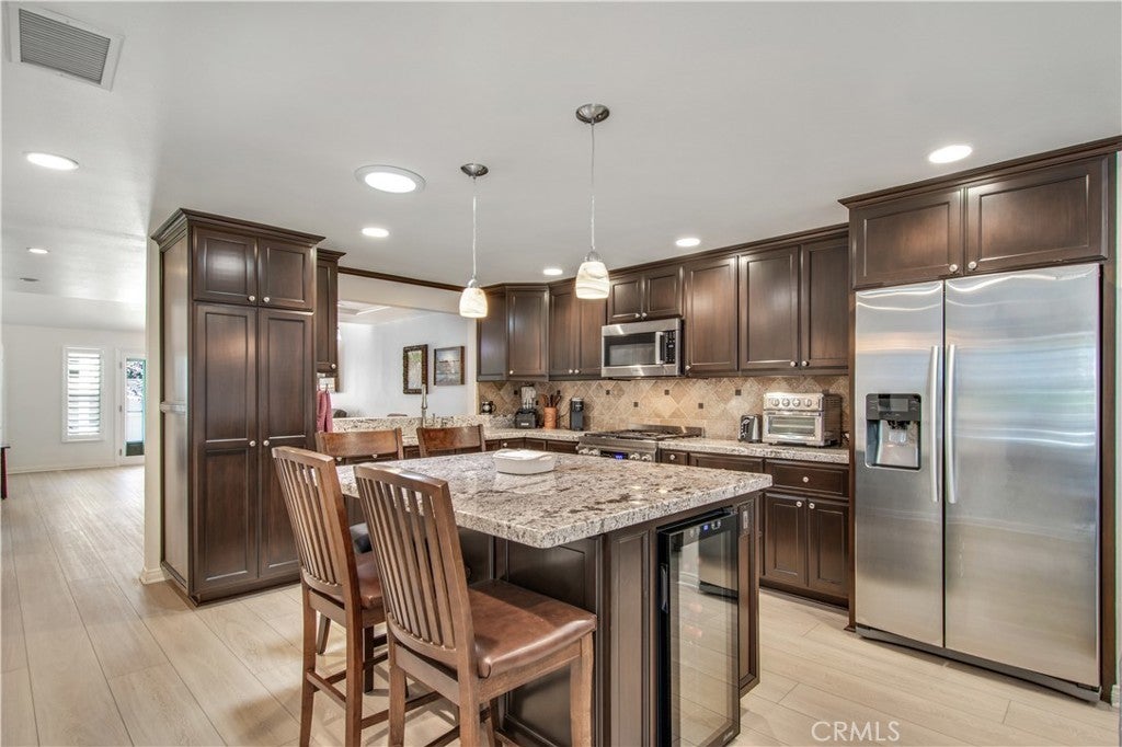 Photo of Listing #OC25193057