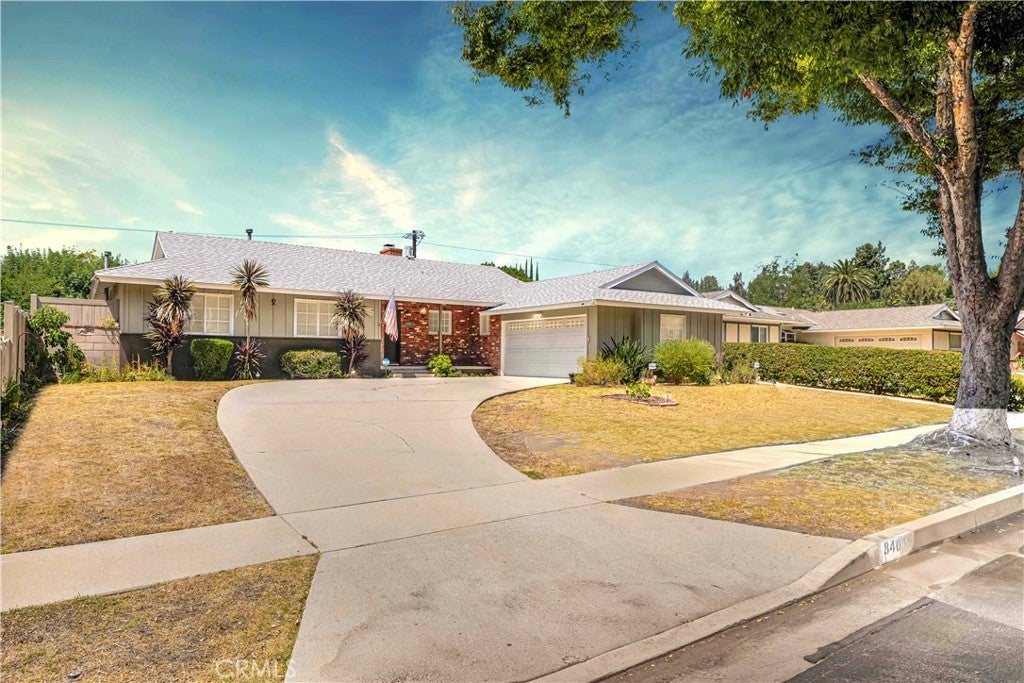 Photo of Listing #SR25188058