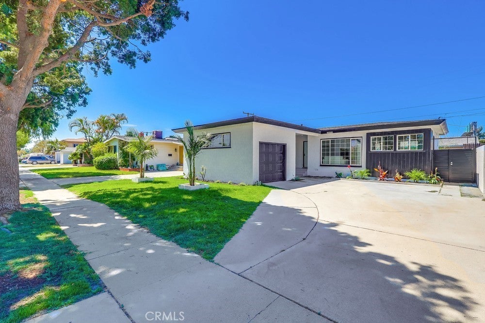 Photo of Listing #MB25161873