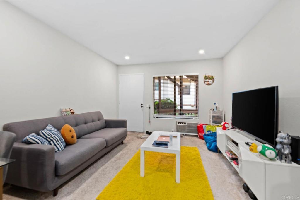 Photo of Listing #PTP2506554