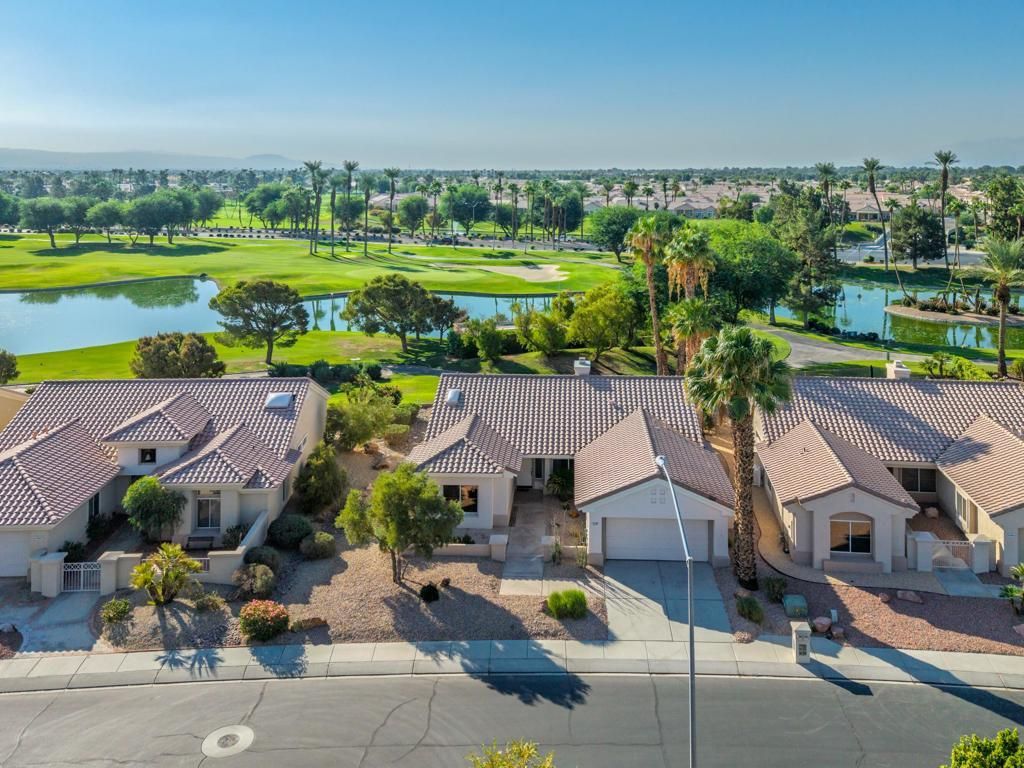 38324 Sunny Days Drive, Palm Desert