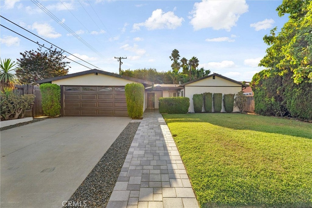 Photo of Listing #OC25193979