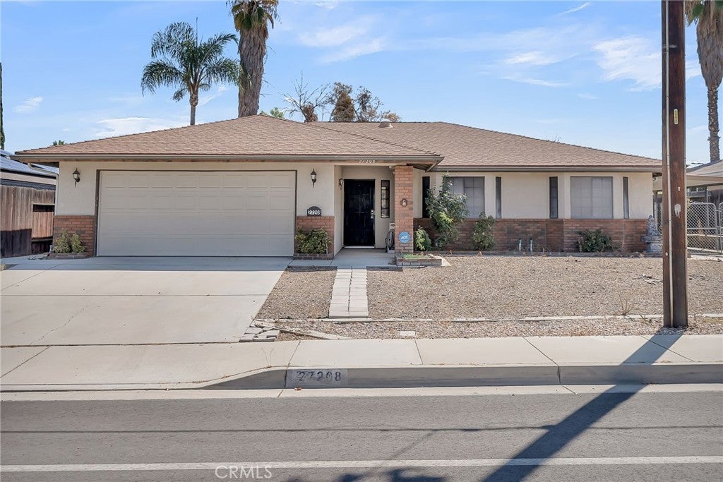 Photo of Listing #IV25194016