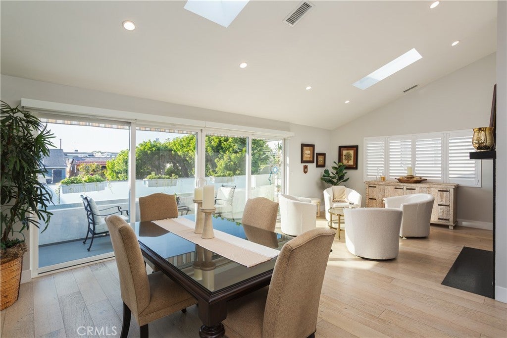 Photo of Listing #NP25194188