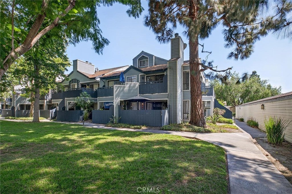 Photo of Listing #SB25194423