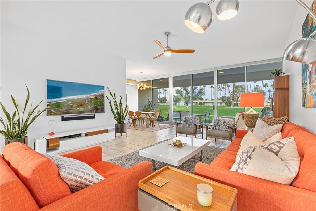 Photo of Listing #OC25194442