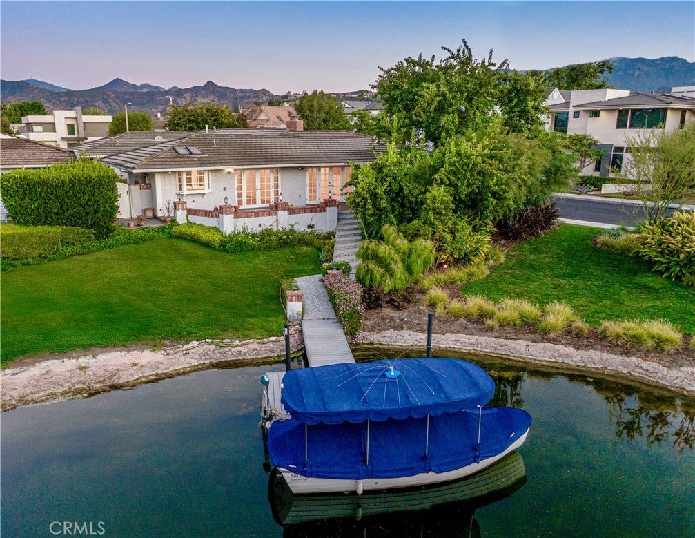 Photo of Listing #SR25173151