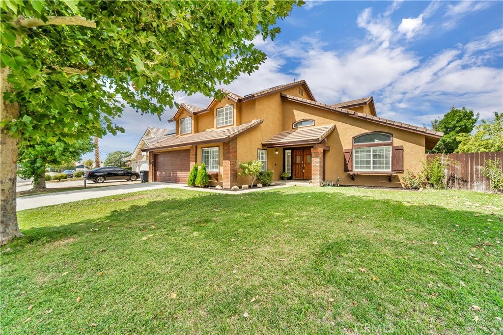 Photo of Listing #SR25194395