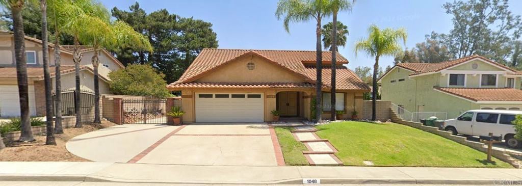 Photo of Listing #PTP2506597