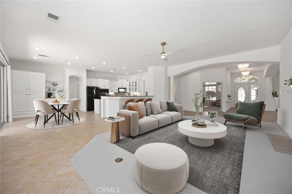 Photo of Listing #SR25189469