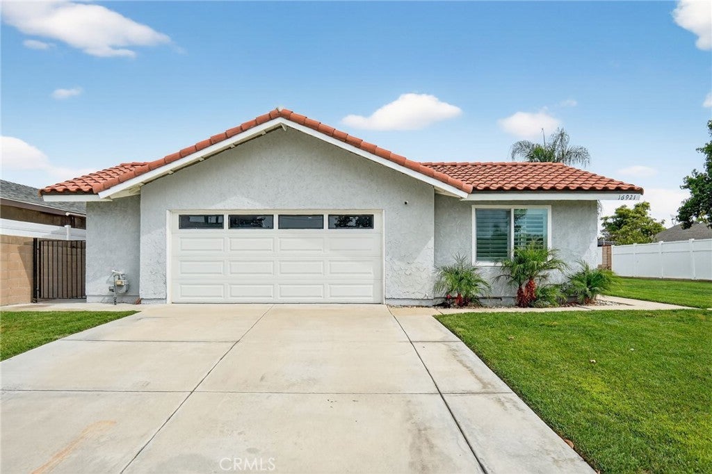 Photo of Listing #SR25186838