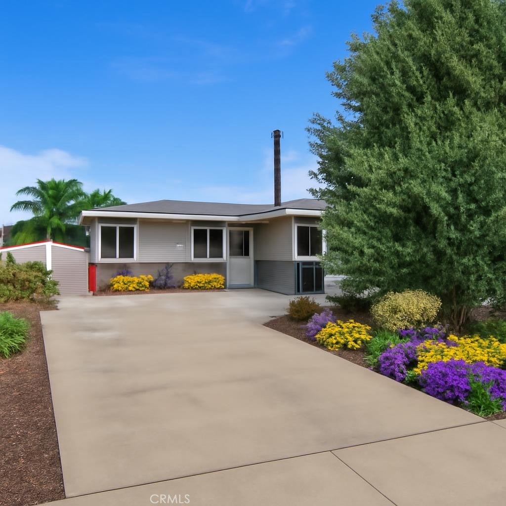 Photo of Listing #SB25195138