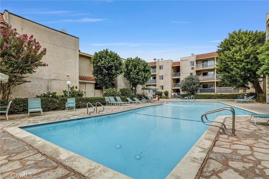 Photo of Listing #SR25190099