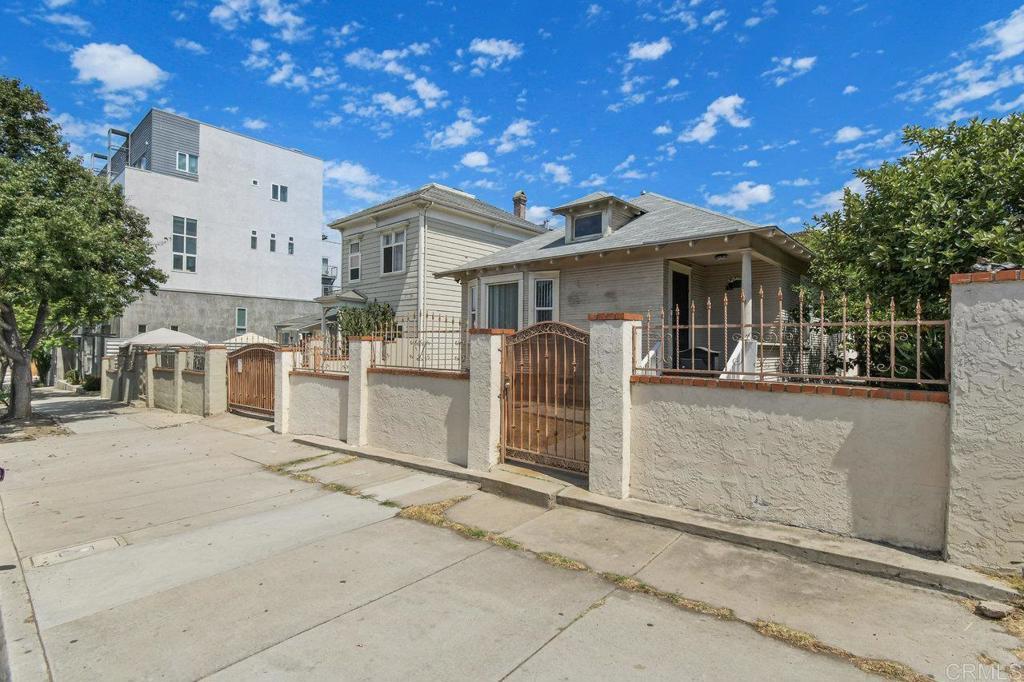 Photo of Listing #PTP2506613