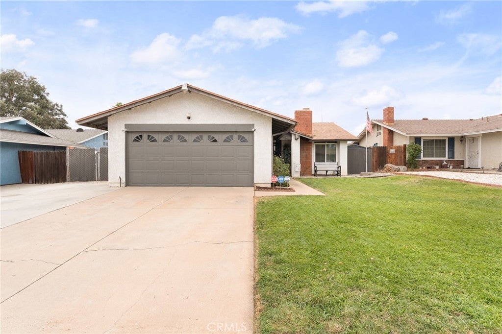 Photo of Listing #SW25195207