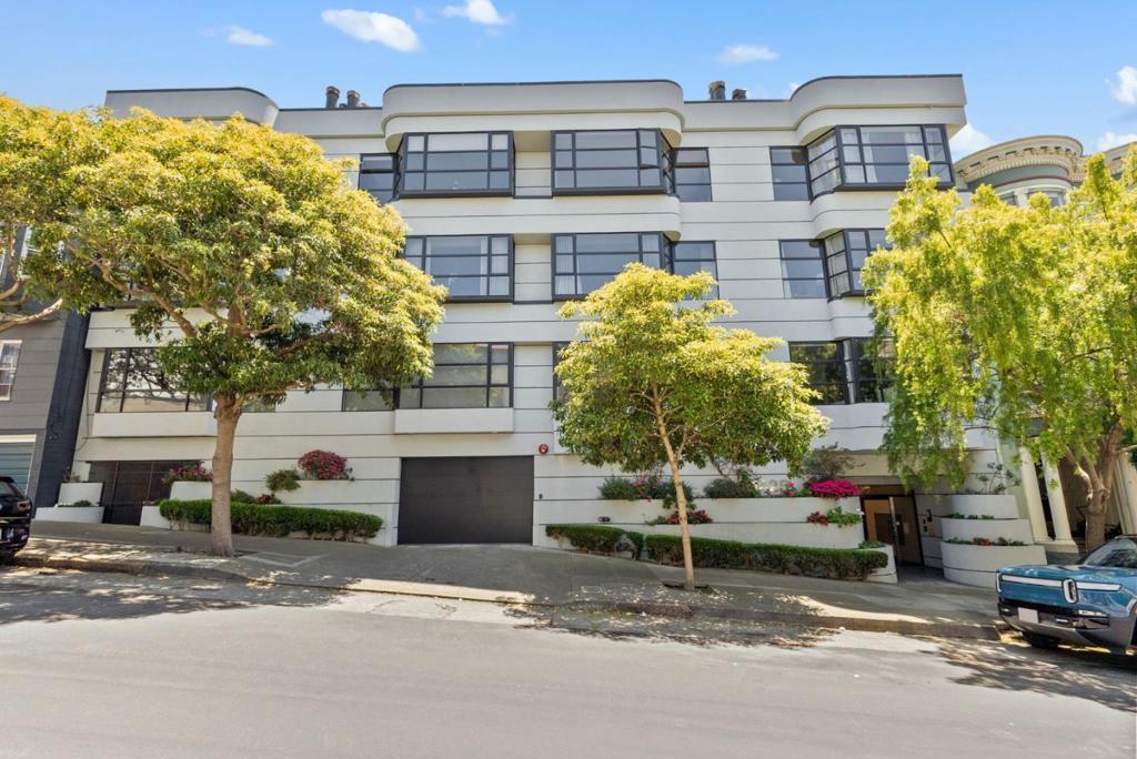 Photo of Listing #ML82013397