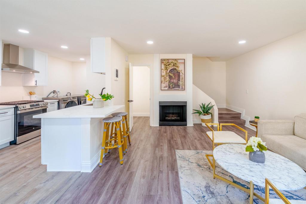 Photo of Listing #PTP2506618