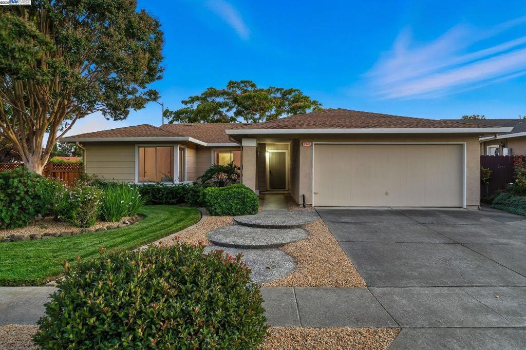 Photo of Listing #41109794