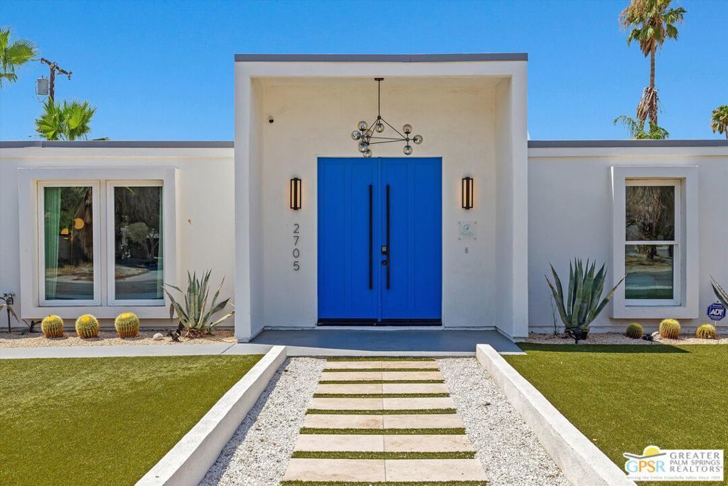 2705 E San Marino Road, Palm Springs