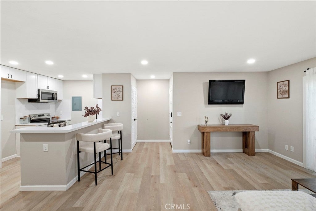 Photo of Listing #OC25195534