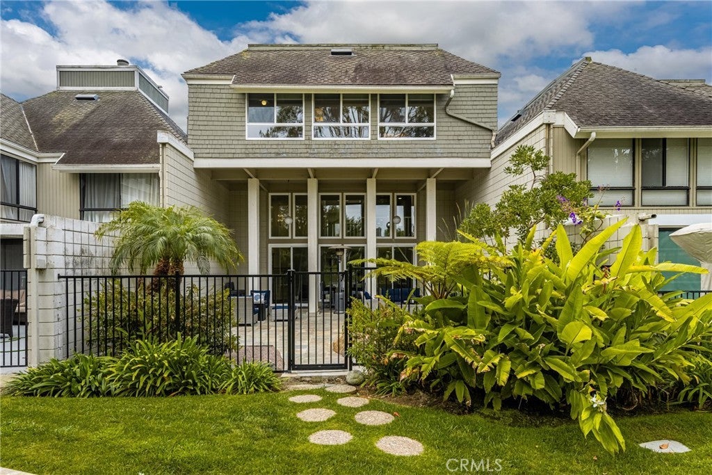 Photo of Listing #NP25194826