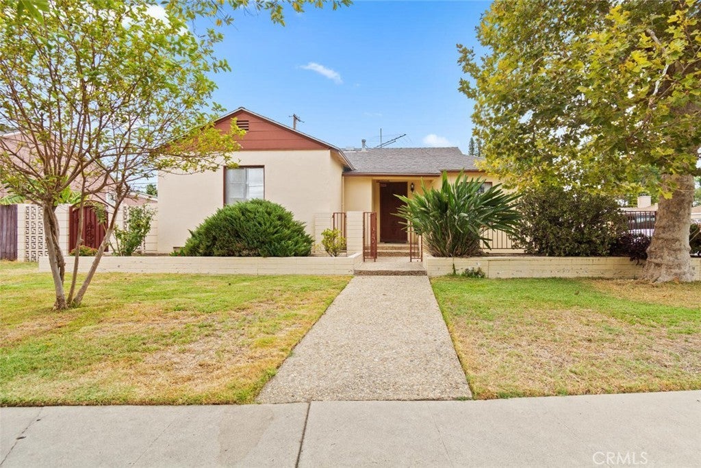 Photo of Listing #SR25191980