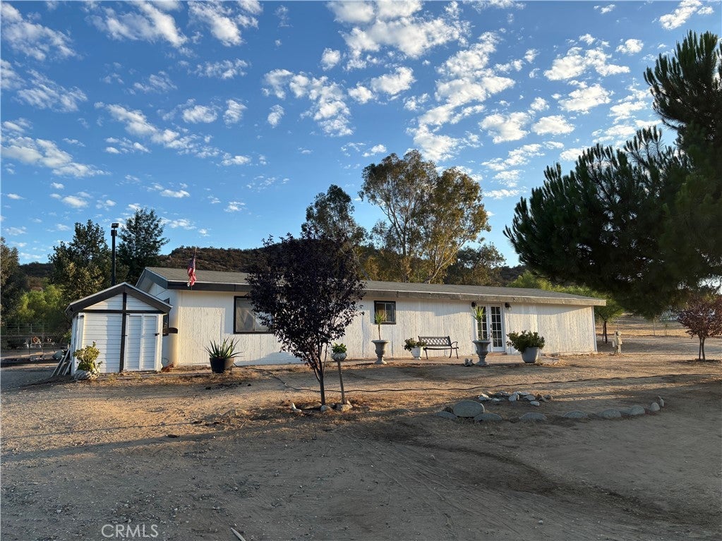 Photo of Listing #IV25196016