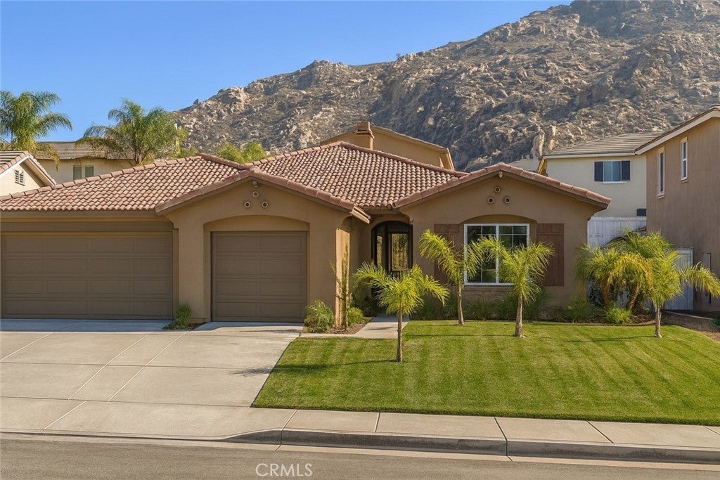 Photo of Listing #IV25196093