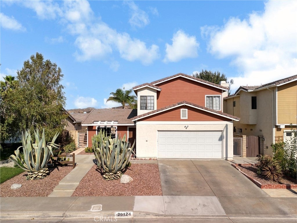 Photo of Listing #SR25196172