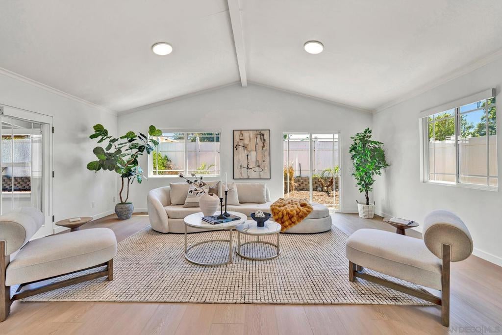 Photo of Listing #250037760SD