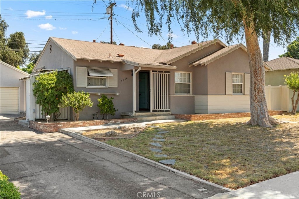 Photo of Listing #OC25196306