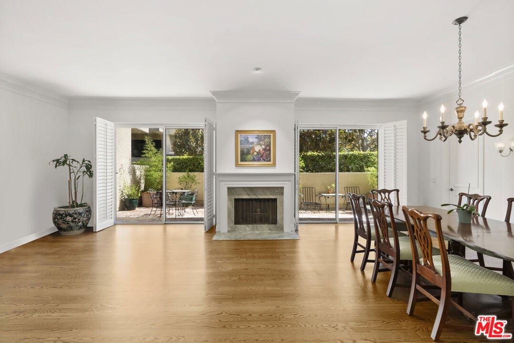 Photo of Listing #25585815