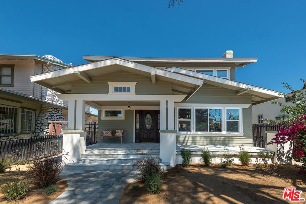 Photo of Listing #25585791