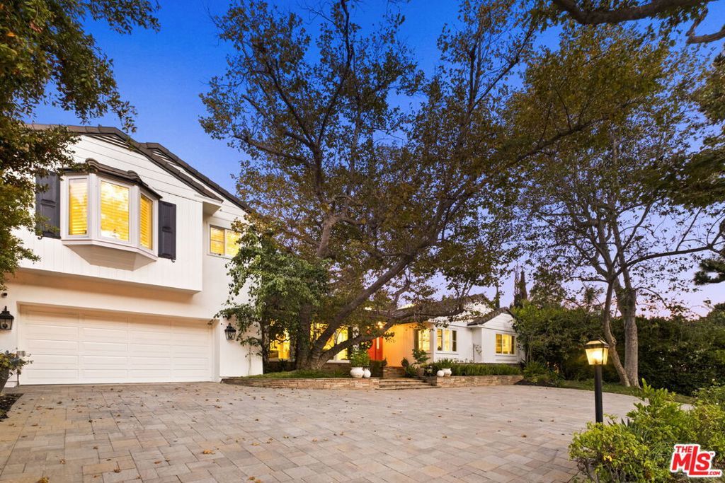 Photo of Listing #25581037