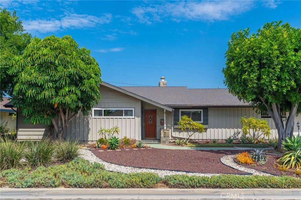 Photo of Listing #PW25194439