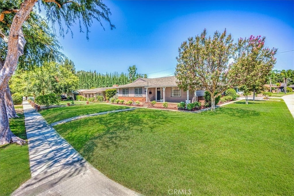 Photo of Listing #CV25196656