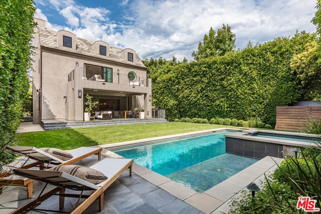 Photo of Listing #25586055