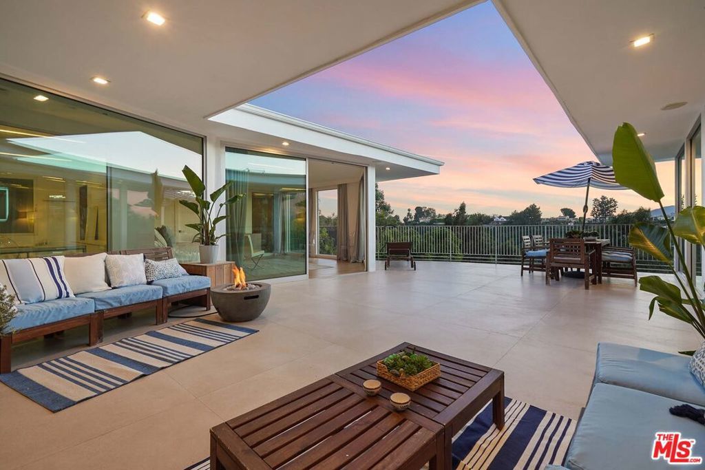 Photo of Listing #25581173