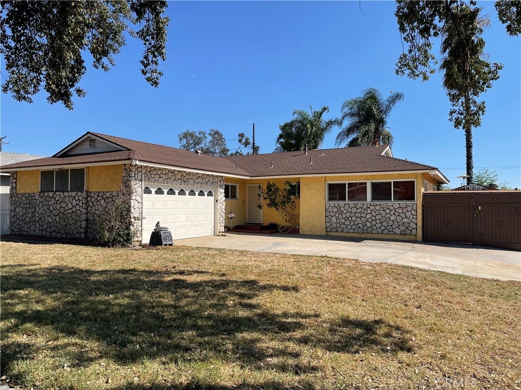 Photo of Listing #PW25172711