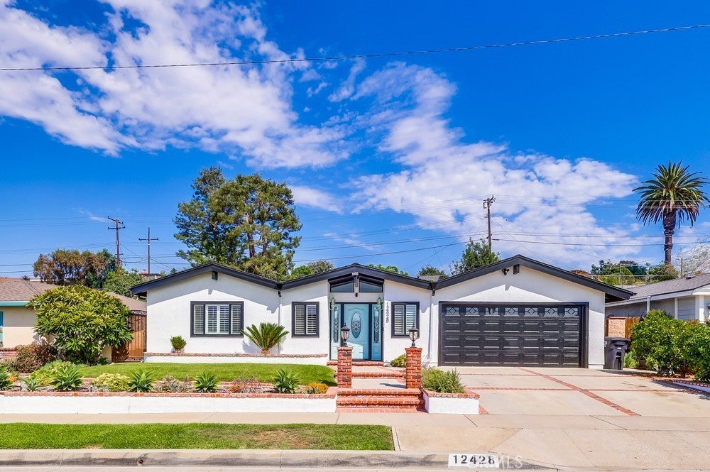 Photo of Listing #PW25197848