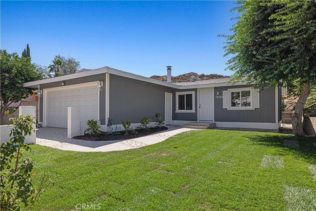 Photo of Listing #SR25197455