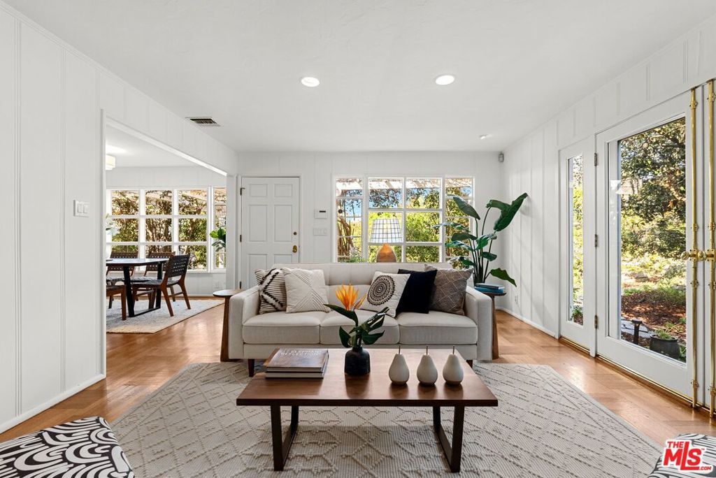 Photo of Listing #25586951