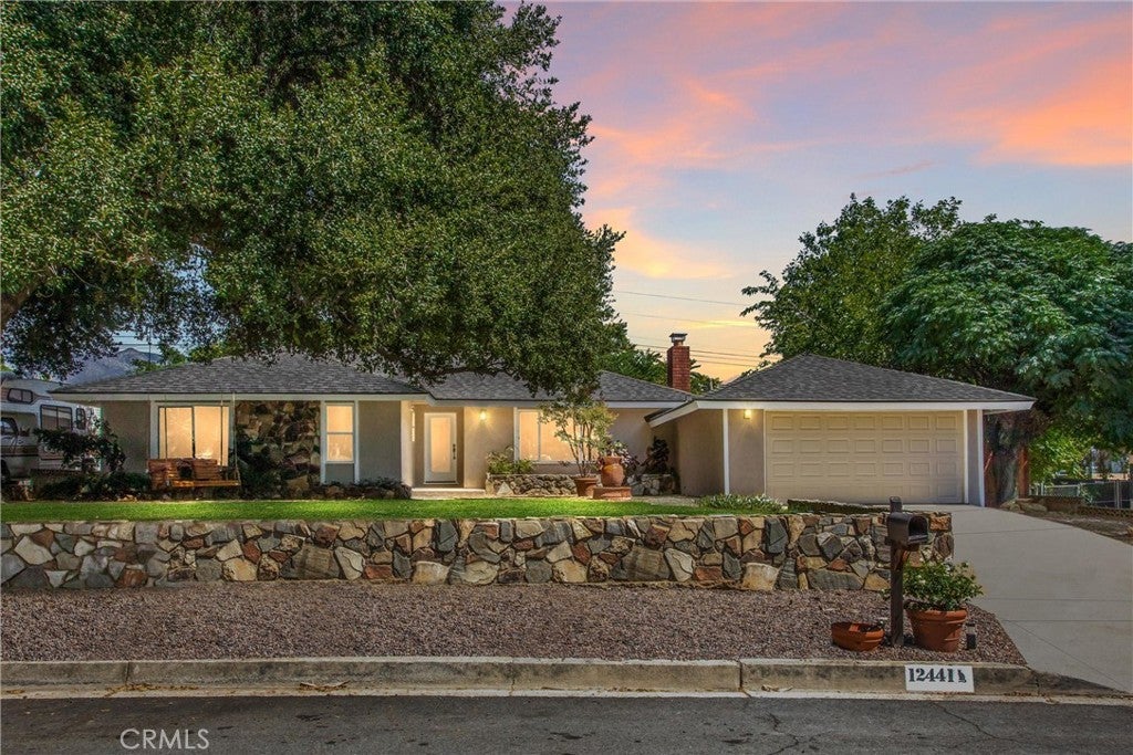 Photo of Listing #IG25193981