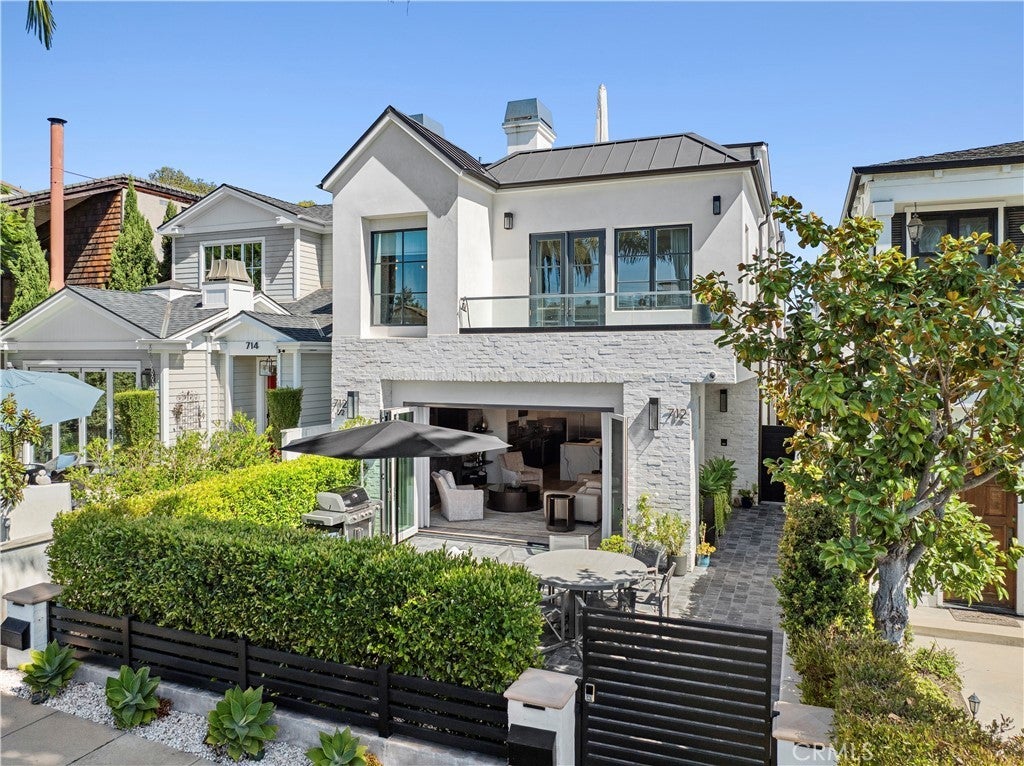 Photo of Listing #NP25198100