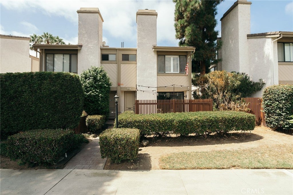 Photo of Listing #PV25197369