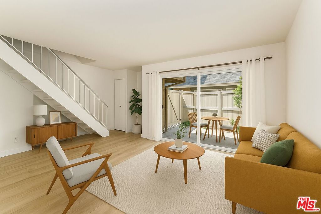 Photo of Listing #25582937